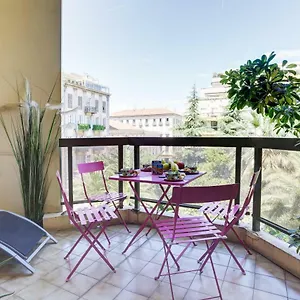 Grand H -f2, Face Vieux- Nice, Terrasse, Ascenseur, Climatisation, Terrace - Center Nice